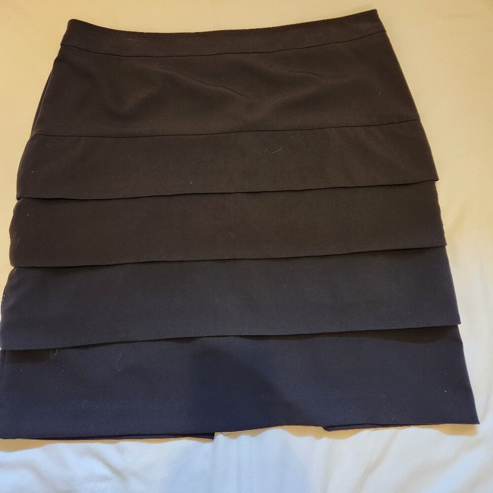Larry Levine Stretch Size 14 Black skirt